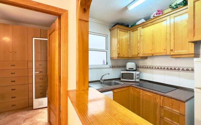 Resale - Apartment -
Torrevieja - Centro