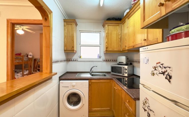 Resale - Apartment -
Torrevieja - Centro