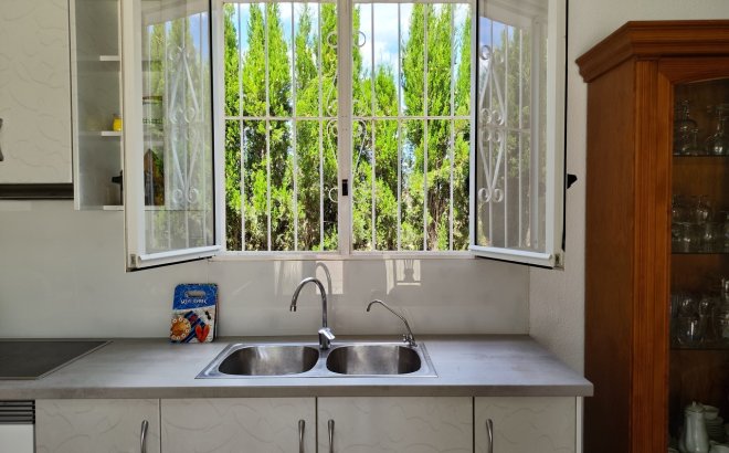 Resale - Villa -
Los Montesinos - Costa Blanca
