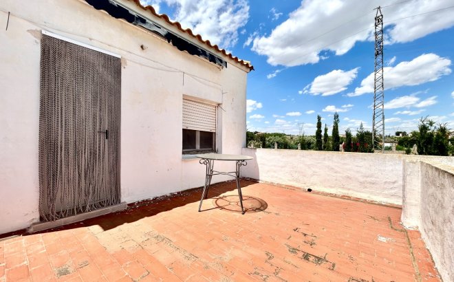 Resale - Villa -
Los Montesinos - Costa Blanca