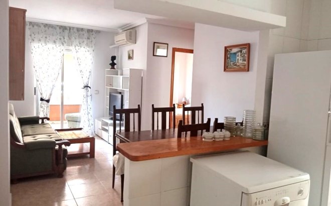 Revente - Appartement -
Torrevieja - El Molino
