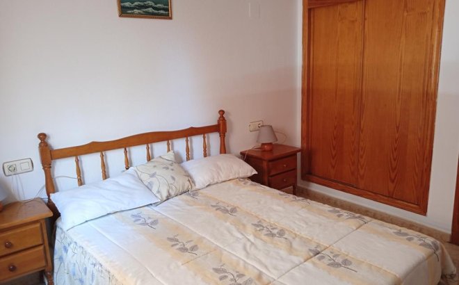 Revente - Appartement -
Torrevieja - El Molino