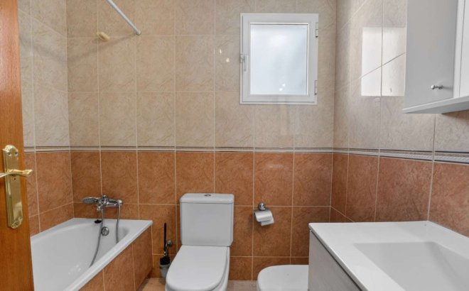 Resale - Apartment -
Torrevieja - Costa Blanca