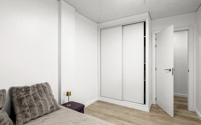 Resale - Apartment -
Torrevieja - Costa Blanca