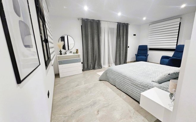 Resale - Country House -
Ciudad Quesada - Costa Blanca