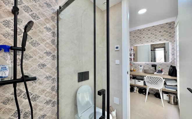 Resale - Villa -
San Miguel de Salinas - Blue Lagoon - Galán