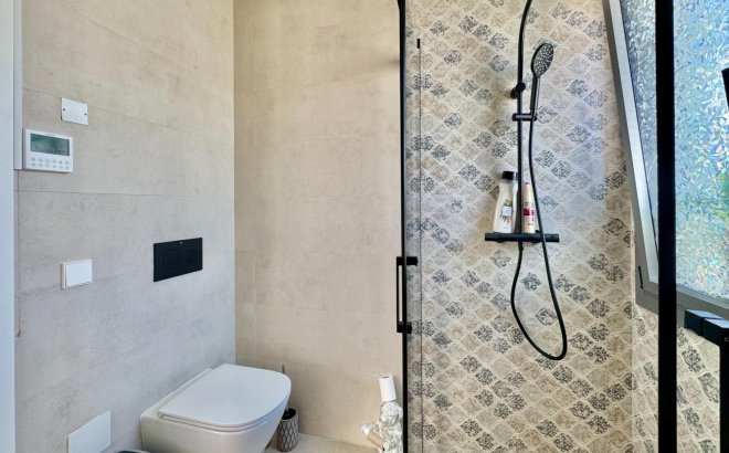 Resale - Villa -
San Miguel de Salinas - Blue Lagoon - Galán