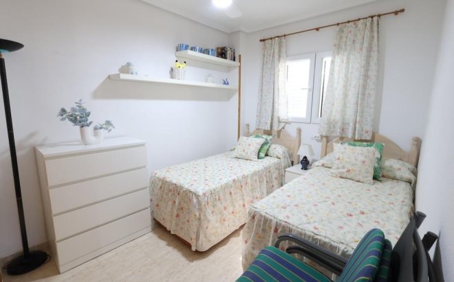 Resale - Apartment -
Torrevieja - Costa Blanca
