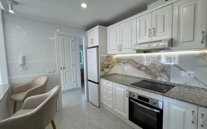 Resale - Apartment -
Orihuela Costa - Villamartín-las Filipinas