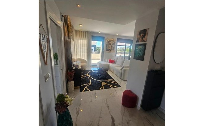 Resale - Penthouse -
Orihuela Costa - Los Almendros-la Florida