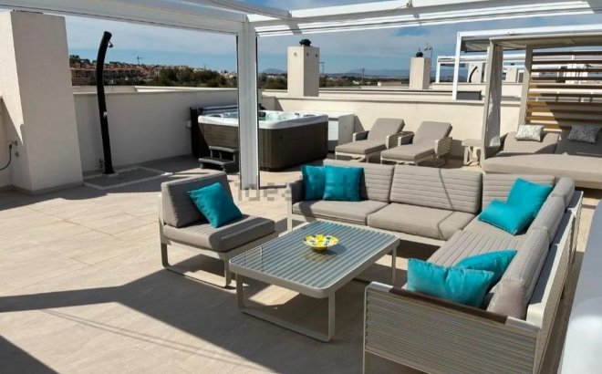Resale - Penthouse -
Orihuela Costa - Los Almendros-la Florida