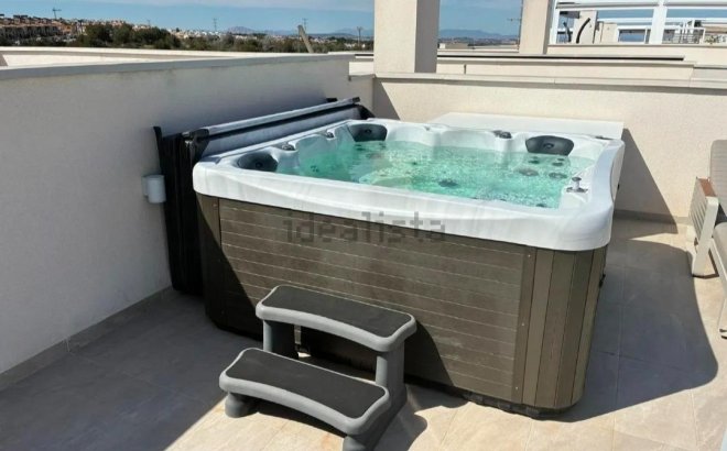 Resale - Penthouse -
Orihuela Costa - Los Almendros-la Florida