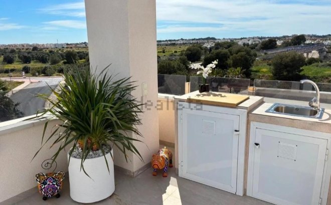 Resale - Penthouse -
Orihuela Costa - Los Almendros-la Florida