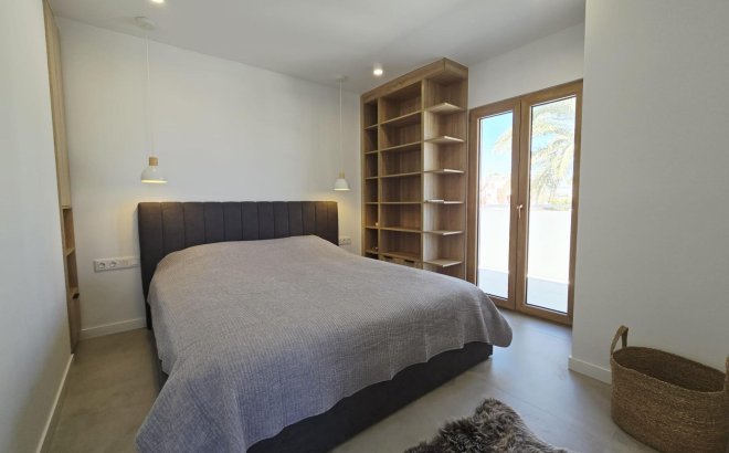 Resale - Villa -
Orihuela Costa - Cabo Roig