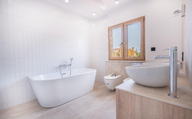 Resale - Villa -
Orihuela Costa - Cabo Roig