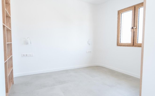 Resale - Villa -
Orihuela Costa - Cabo Roig