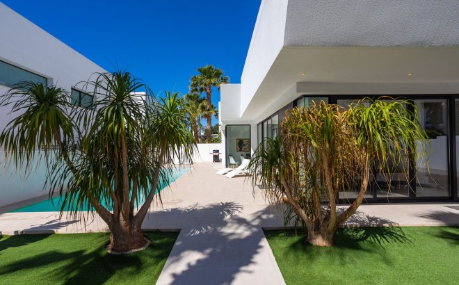 Resale - Villa -
Ciudad Quesada - Costa Blanca