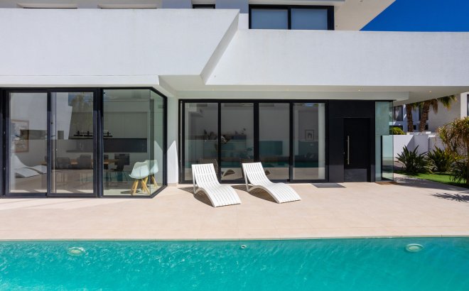 Resale - Villa -
Ciudad Quesada - Costa Blanca