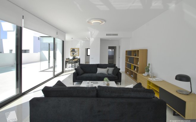 Resale - Villa -
Ciudad Quesada - Costa Blanca