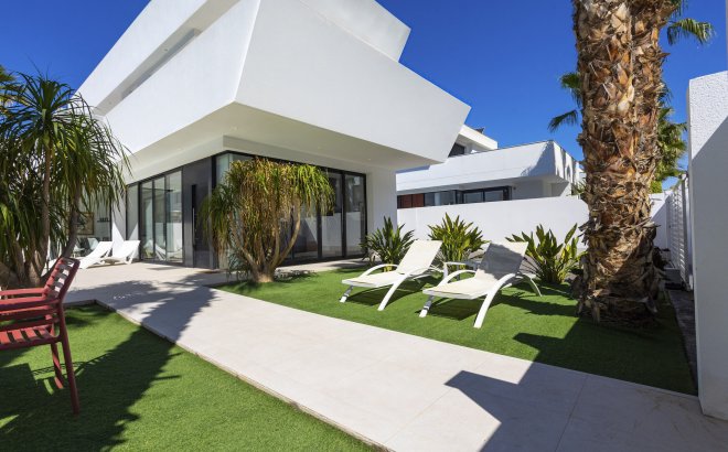 Resale - Villa -
Ciudad Quesada - Costa Blanca