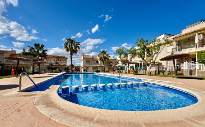 Resale - Town House -
Orihuela Costa - Las Filipinas