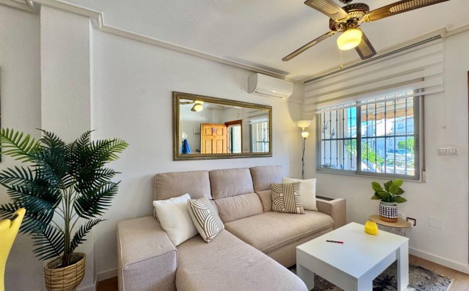 Resale - Town House -
Orihuela Costa - Las Filipinas