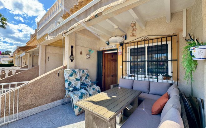 Resale - Town House -
Orihuela Costa - Las Filipinas