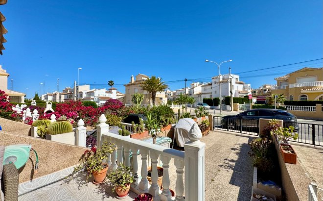 Resale - Town House -
Orihuela Costa - Las Filipinas