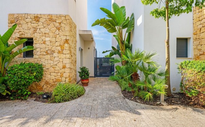 Resale - Villa -
Ciudad Quesada - Costa Blanca