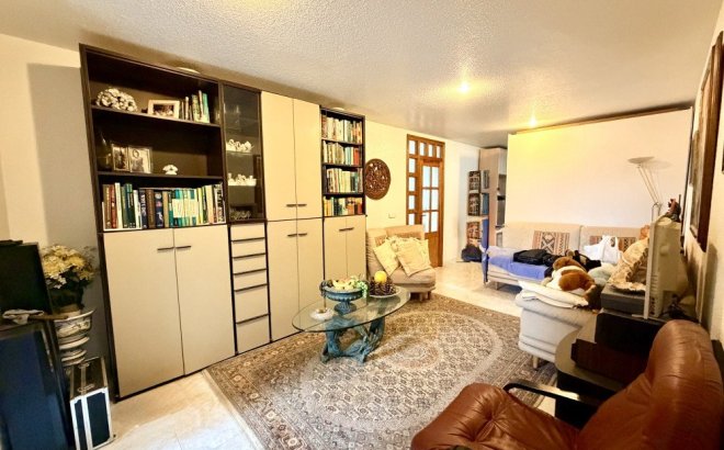 Resale - Villa -
Ciudad Quesada - Costa Blanca