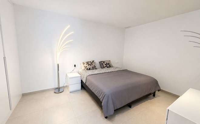 Resale - Villa -
Benijofar - Costa Blanca