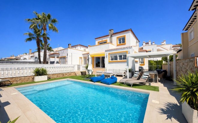 Resale - Villa -
Los Dolses - Inland