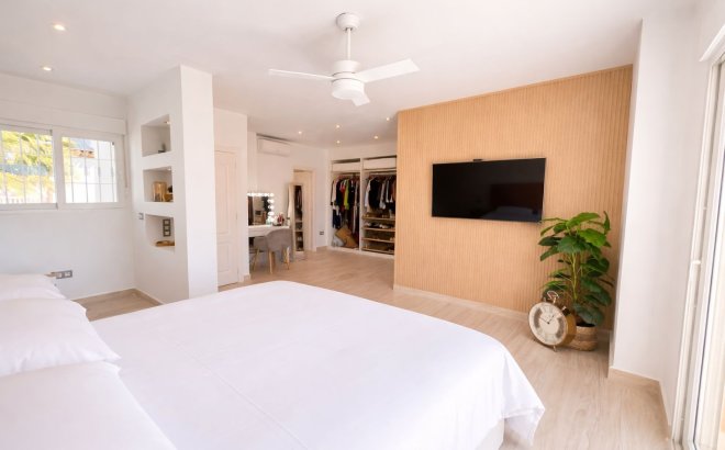 Resale - Villa -
Los Dolses - Inland