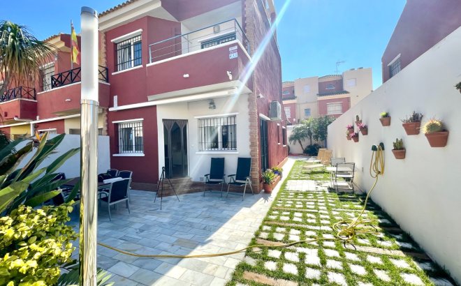 Resale - Town House -
Torre de la Horadada - Costa Blanca