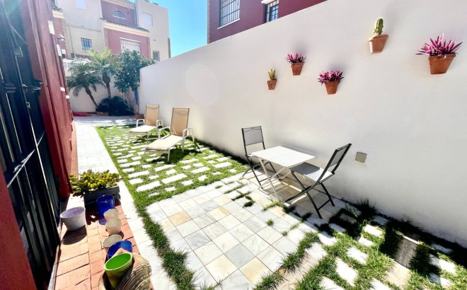 Resale - Town House -
Torre de la Horadada - Costa Blanca