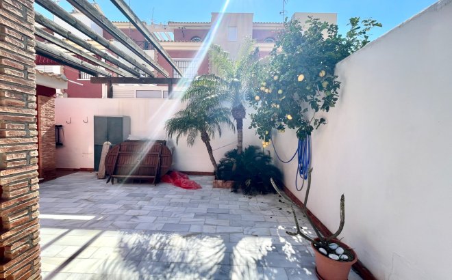 Resale - Town House -
Torre de la Horadada - Costa Blanca