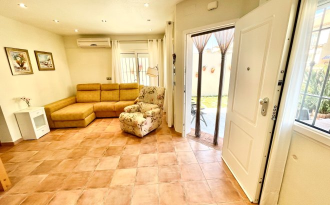 Resale - Town House -
Torre de la Horadada - Costa Blanca