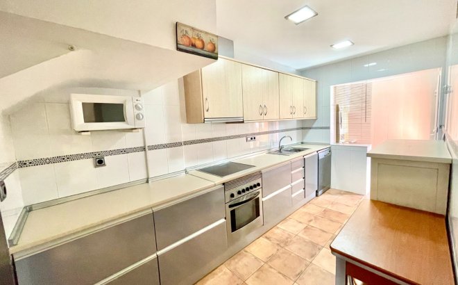 Resale - Town House -
Torre de la Horadada - Costa Blanca