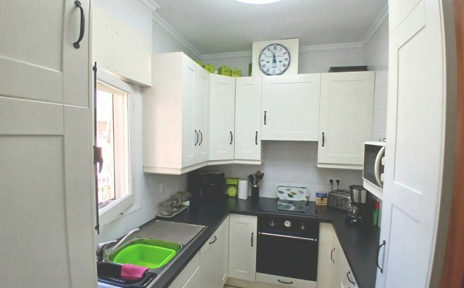Resale - Villa -
Villamartin - Costa Blanca