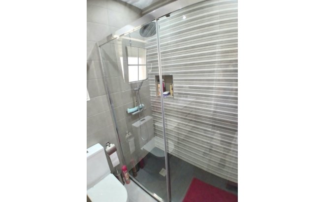 Resale - Villa -
Villamartin - Costa Blanca
