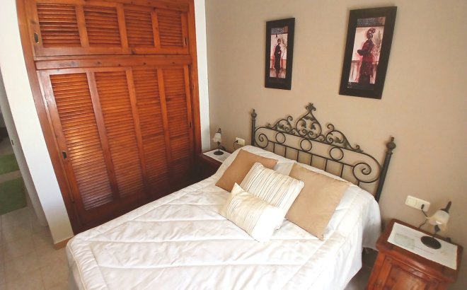 Resale - Villa -
Villamartin - Costa Blanca