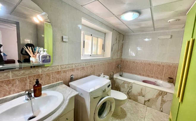 Resale - Villa -
San Fulgencio - Costa Blanca