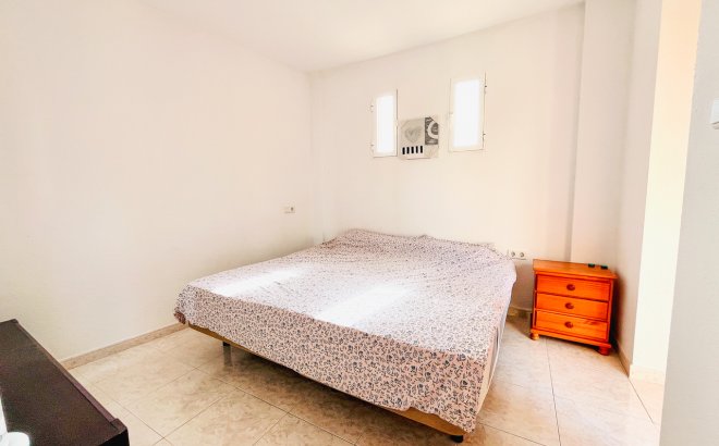 Resale - Apartment -
San Miguel de Salinas - Inland