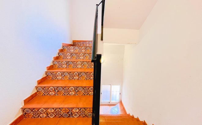 Resale - Apartment -
San Miguel de Salinas - Inland