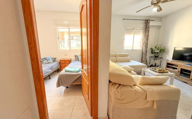 Resale - Apartment -
San Miguel de Salinas - Inland