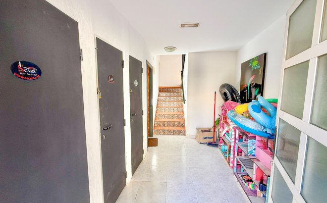 Resale - Apartment -
San Miguel de Salinas - Inland