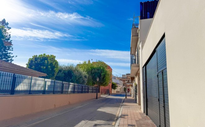Resale - Apartment -
San Miguel de Salinas - Inland