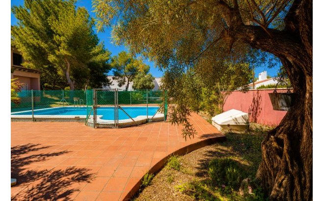 Resale - Villa -
San Miguel de Salinas - Inland