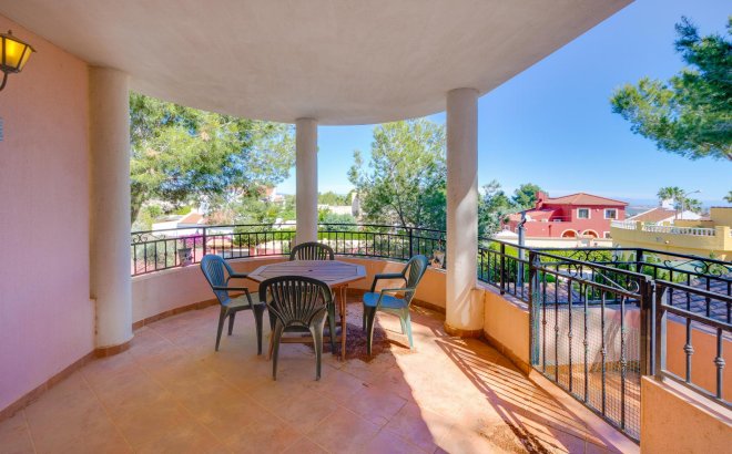 Resale - Villa -
San Miguel de Salinas - Inland