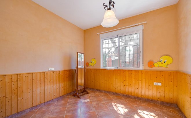 Resale - Villa -
San Miguel de Salinas - Inland